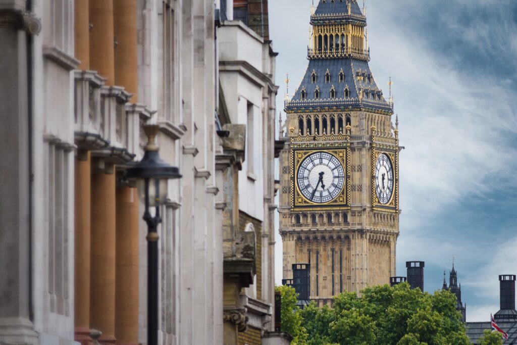 Understanding the UK Property Market: Trends and Opportunities in 2025